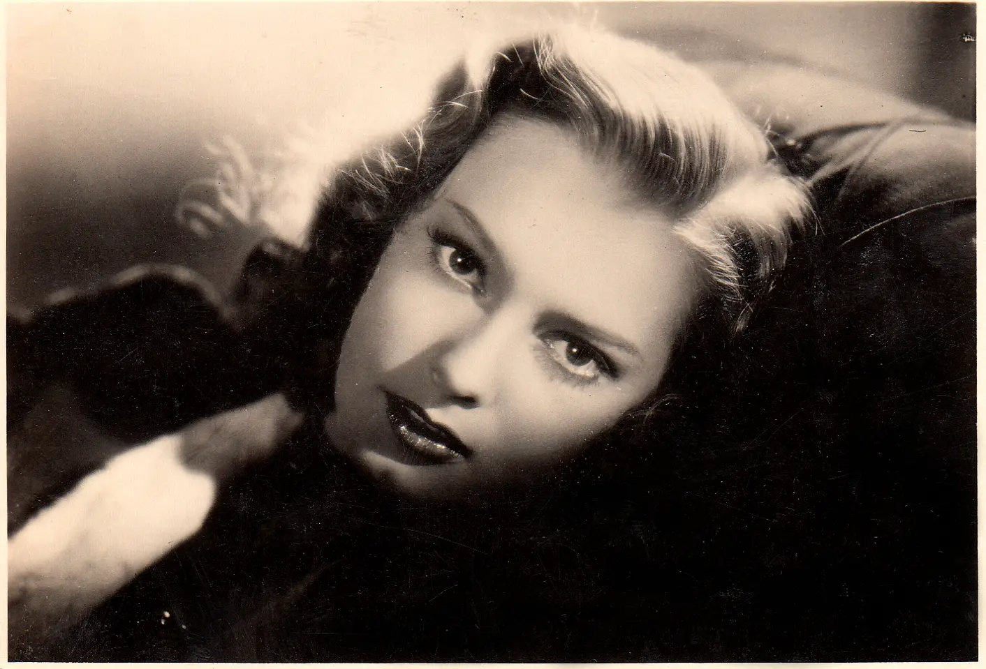 Retró képfelismerő: Magyarország valaha élt egyik legszebb színésznője volt egykor, tudod ki az?